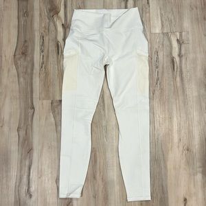 Fabletics On-The-Go High-Waisted Legging women’s medium